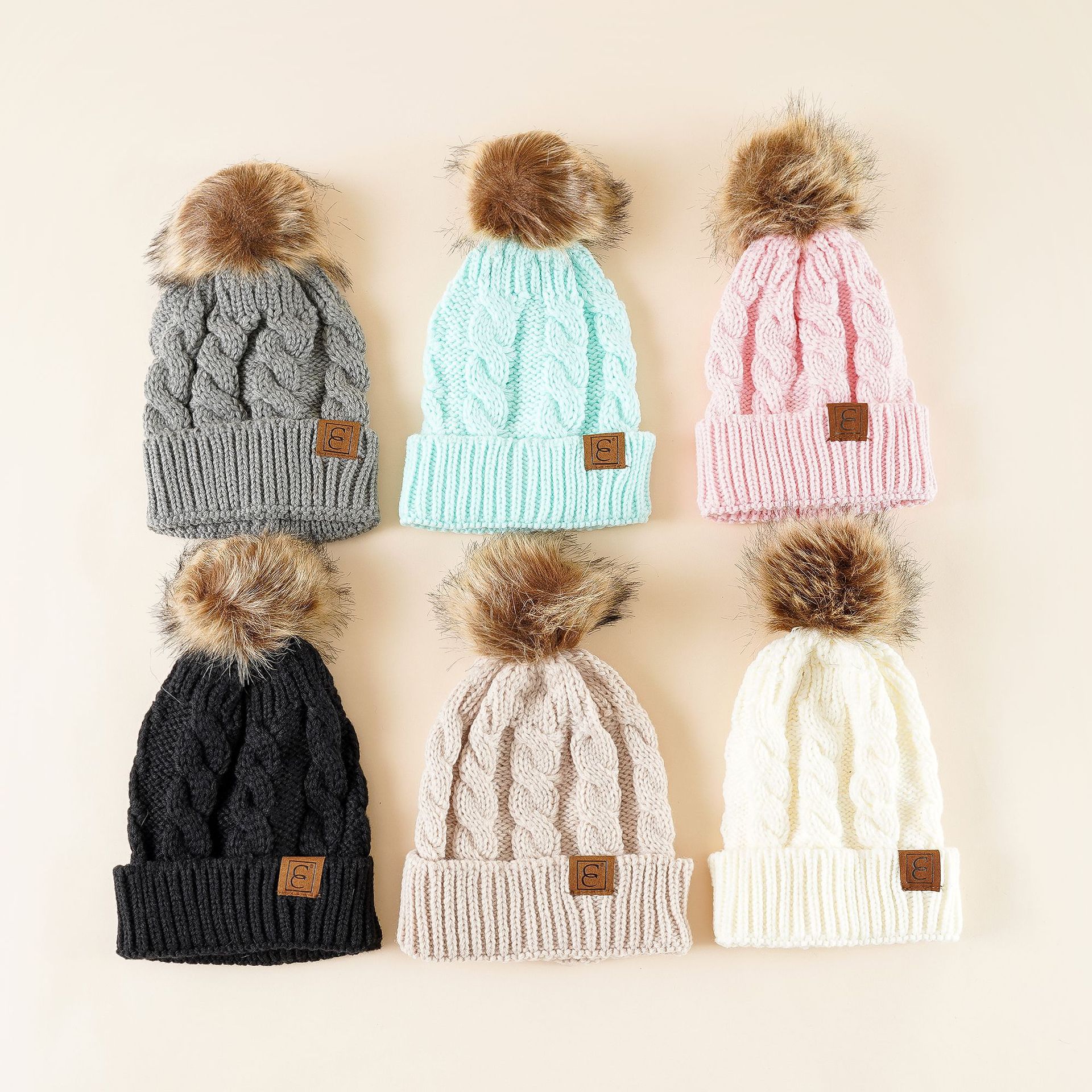Sombrero de lana de invierno de las mujeres de estilo coreano moda de cuero estándar sombrero de lana sombrero de punto cálido patrón de cáñamo sombrero de lana
