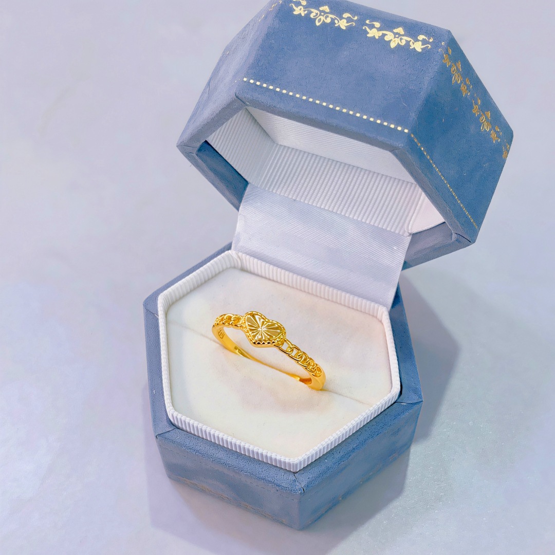 Love ring