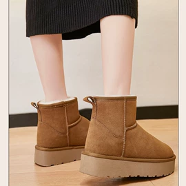 女式雪地靴;乐福鞋;女式帆布鞋