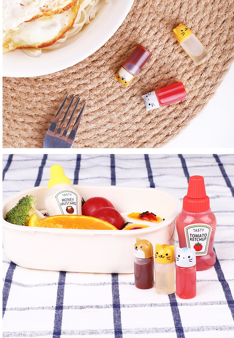 Two Portable Small Salad Tomato Sauce Plastic Bottles display picture 1