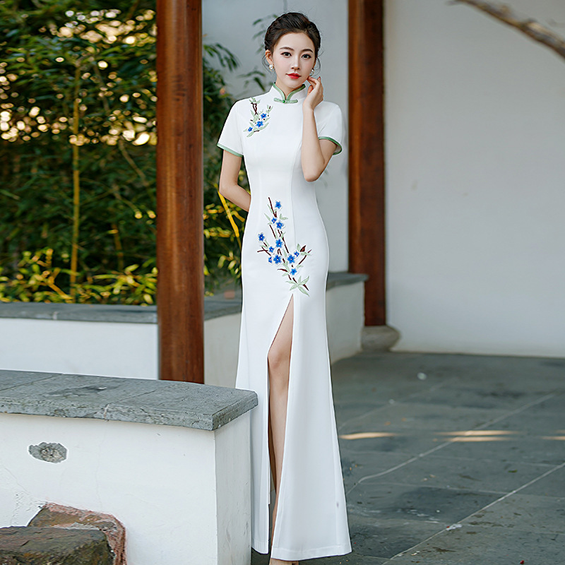 White improved cheongsam catwalk new performance clothing extended elegant Chinese style young elegant dress women White improved cheongsam catwalk new performance clothing extended elegant Chinese style young elegant dress women