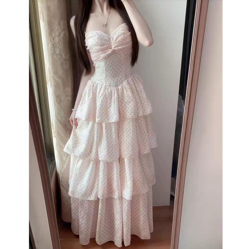 With Chest Pads and a Silk Scarf~ French-Style Pink Polka Dot Spaghetti Strap Dress, New Summer Model, Super Fairy-Like Tiered Dress With Chest Pads and a Silk Scarf~ French-Style Pink Polka Dot Spaghetti Strap Dress, New Summer Model, Super Fairy-Like Tiered Dress