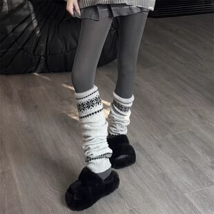 Shake Tone with Explosions Fairisland Socks Retro Nordic Style Warm Pile Socks Korean Style Girl Atmosphere Sense Leg Cover