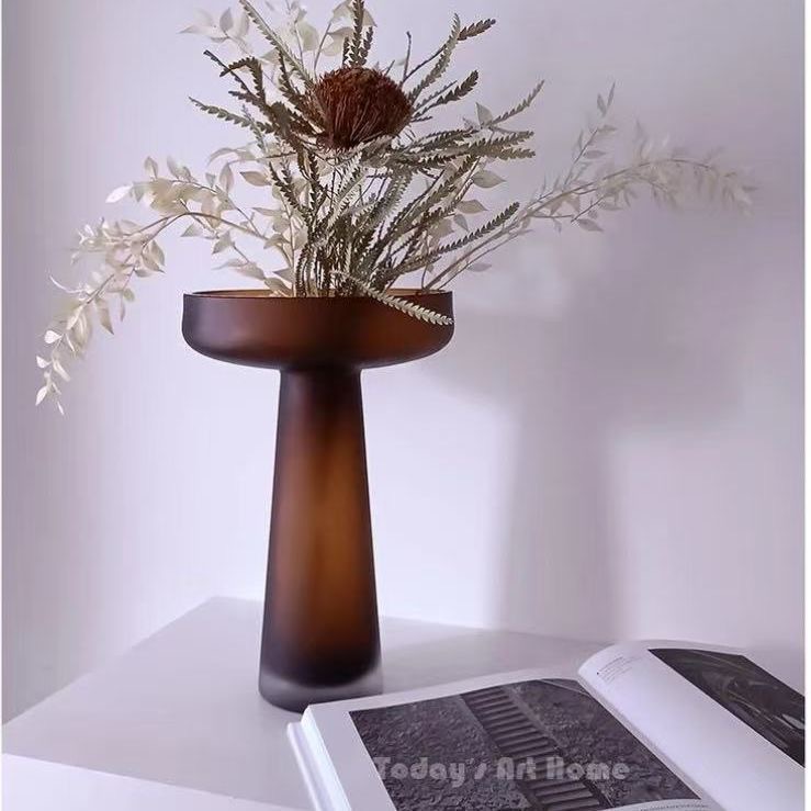 Vaso de vidrio esmerizado de alto nivel de alto valor de visualización del restaurante porche de flores decorativas adornos al por mayor simplista