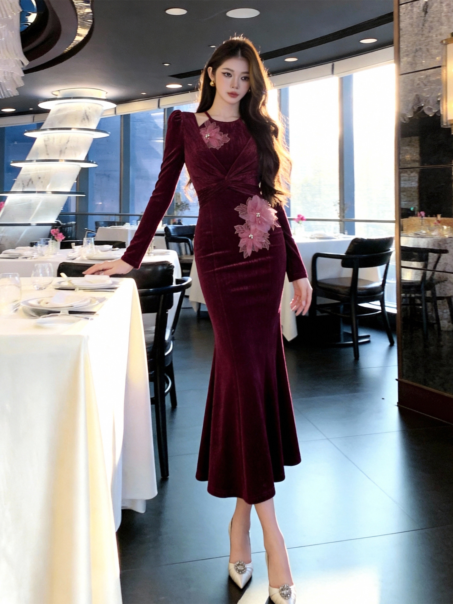 Đầm ôm body nữ thiết kế rỗng hoa lập thể phong cách Pháp — màu sắc