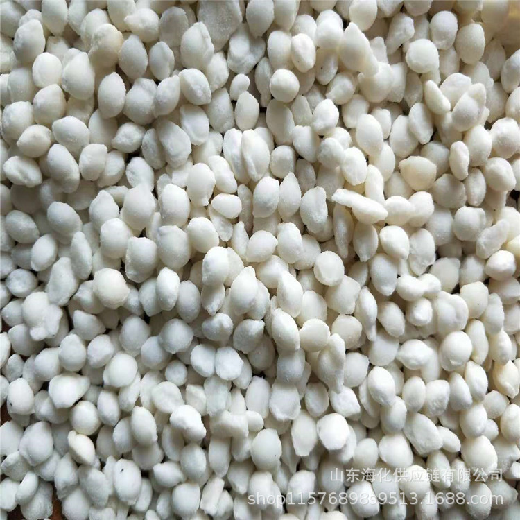 环保融雪剂厂家销售 球状工业盐原盐融雪剂 钠镁钙混合融雪剂价格