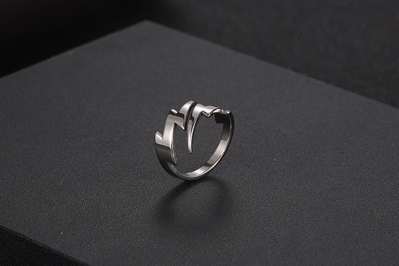 6g Weight Rings Classification 11, 12, 6 Ring Size 1 Piece Quantity Holiday, Daily Occasion Titanium Steel Material Lightning Pattern Men's Gender Polishing Design Simple Style Style Simple Style Lightning Titanium Steel Polishing Men's Rings 6