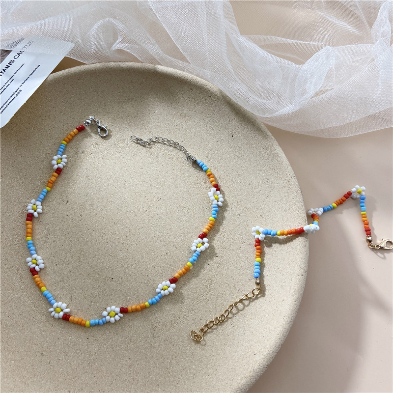 Simple Colorful Woven Handmade Flower Bead Necklace display picture 2