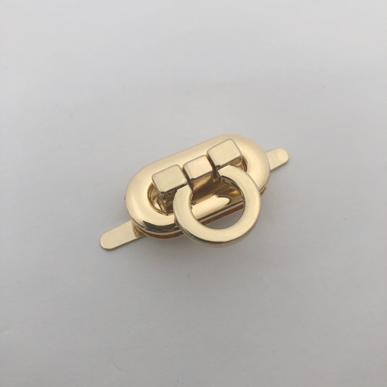 Oval torcedura cerradura equipaje accesorios de hardware joyería creativa ropa de bricolaje Oval cerradura de la palanca de bloqueo de la bolsa de bloqueo