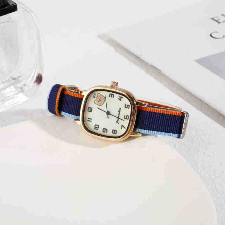 Selezionato nuovo nylon minimalista con quadrante quadrato e rotondo Serie Little Bear Dial Orologi al quarzo carini e casual per studenti e studentesse_voghion.com