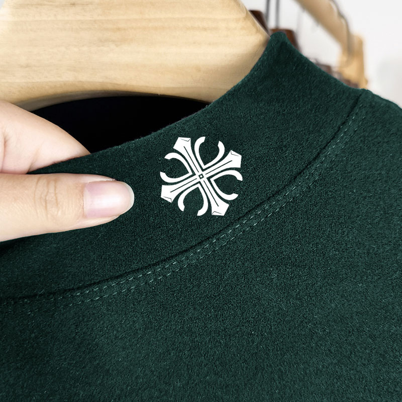 De terciopelo de media cuello alto de manga larga Camiseta de los hombres de Primavera y Otoño 2023 nuevo suéter interior impreso Top bottoming camisa de los hombres