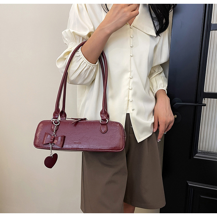 Texture and Western Style Small for Women 2024 New Versatile Single Shoulder Underarm French Niche Design Stick Bag_voghion.com