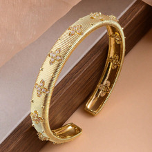 时尚简约大气手镯欧美跨境铜镀金手饰四叶草镶钻精致手镯饰品