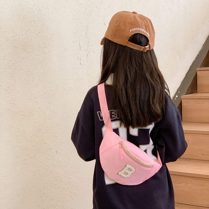 letras coreanas de estilo extranjero para niños y niñas bolsas de pecho simples ociosas bebés mochila 2026 nuevo comercio exterior bolsas de cintura para niños