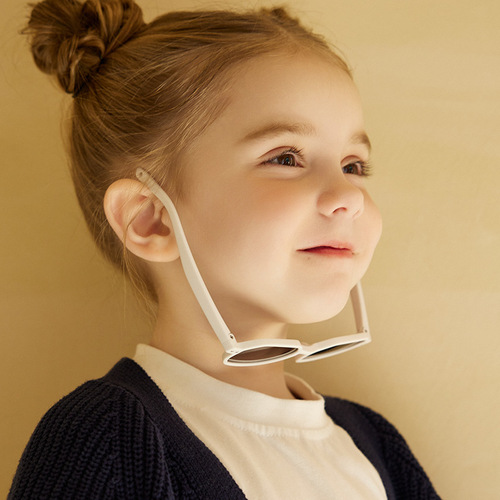 New baby fashion sunglasses 0-3 years old children's silicone glasses fashionable sun protection children's sunshade glasses 8401