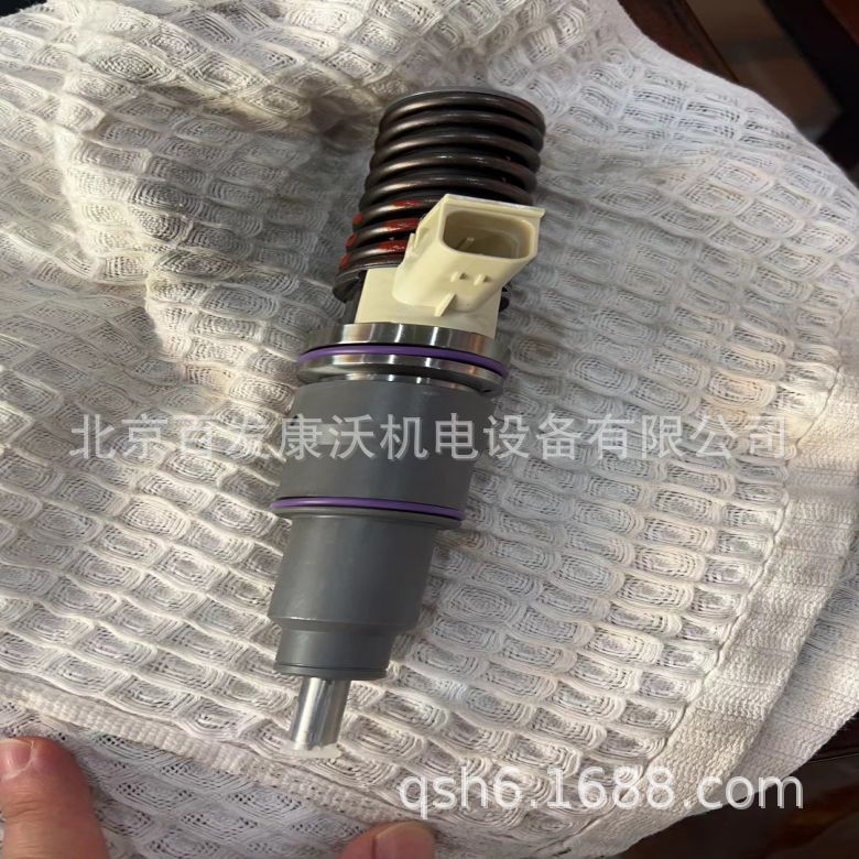 沃尔沃发电机组配件TAD532,732,753GE配件喷油器大小瓦缸套皮带售