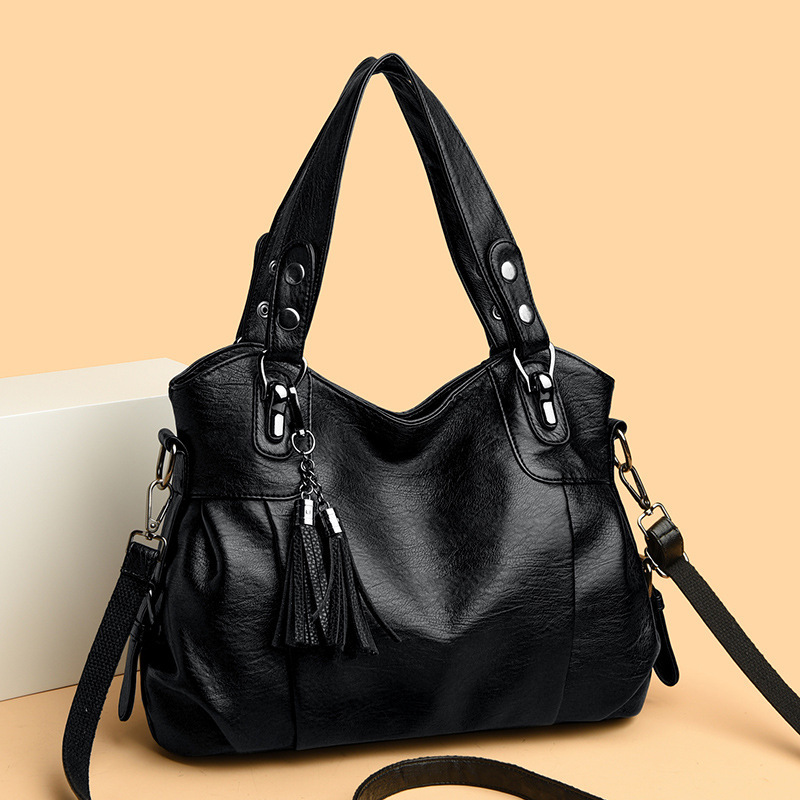 Foreign Trade Classic Washed Sheepskin Tassel Bag Texture Good Goods Women's Large Bag Shoulder Crossbody Bag Factory Outlet Foreign Trade Classic Washed Sheepskin Tassel Bag Texture Good Goods Women's Large Bag Shoulder Crossbody Bag Factory Outlet