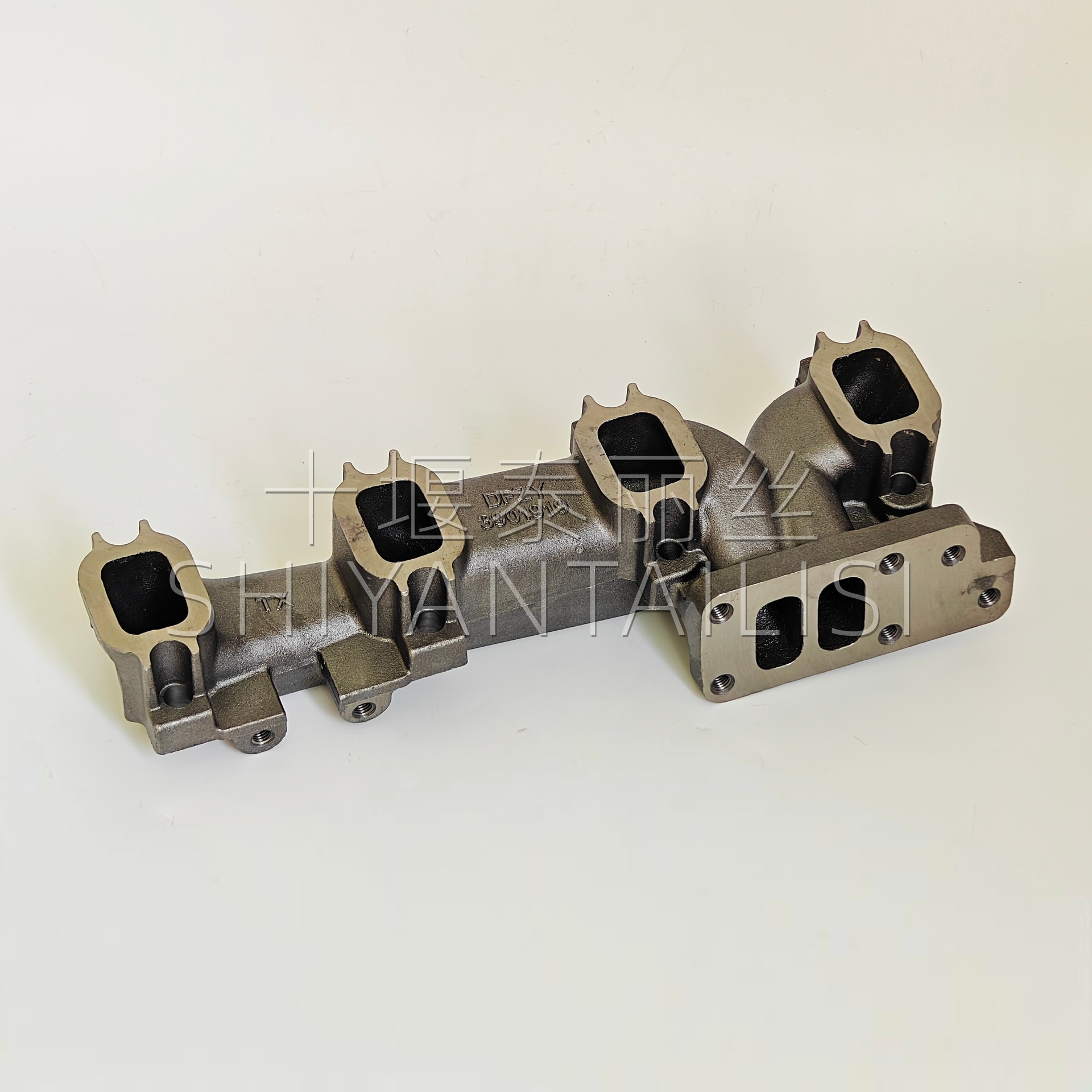 3901919 exhaust manifold is suitable for Cummins engine Komatsu 6732-11-5221 exhaust pipe