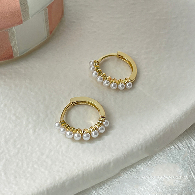 1 Paire Style Simple Cercle Le Cuivre Placage Incruster Perle Plaqué Or 14k Des Boucles D'oreilles display picture 4