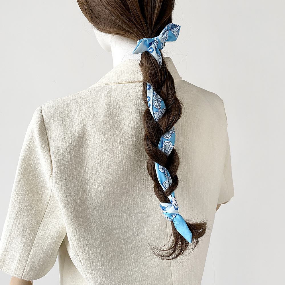 Women's Elegant Retro Printing Bag Satin Silk Scarf display picture 12