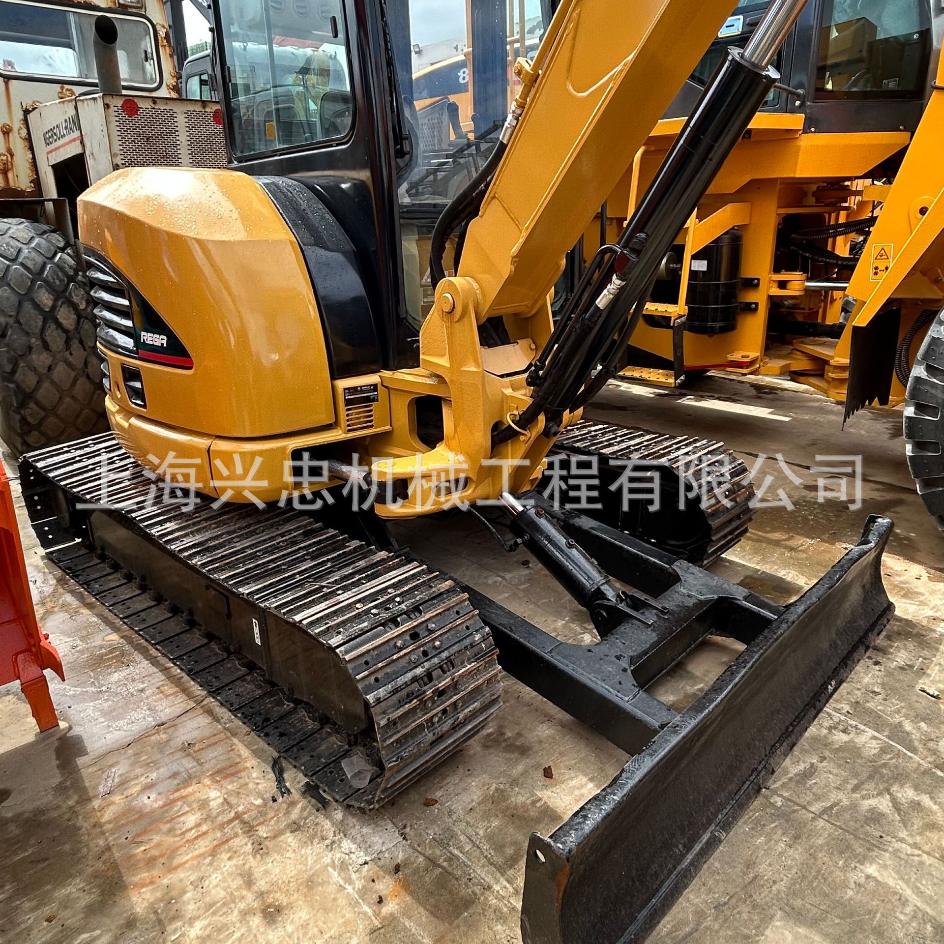 卡特 304CCR挖掘机卡特 304CC挖掘机