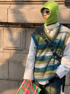 Autumn American retro mixed color tie-dye gradient striped knitted V-neck vest lazy loose sleeveless sweater vest