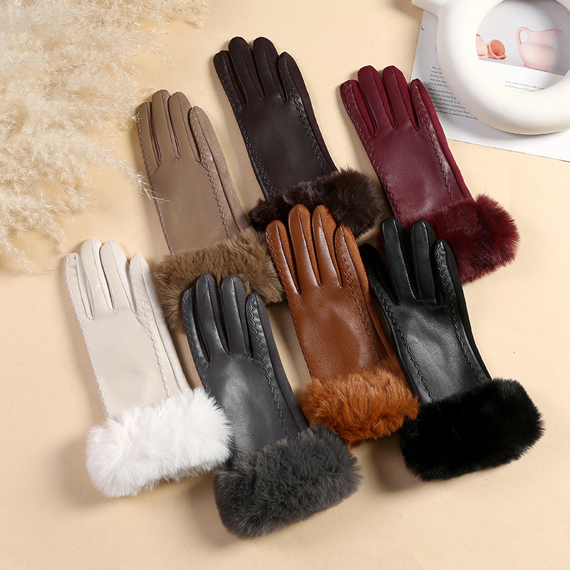 Guantes de terciopelo de gamuz damas PU empalme invierno más terciopelo grueso pequeño viento de moda guantes cálidos en stock