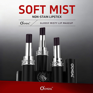 �Wٻ��Ӣ�����F��մ���ڼt�z��ˮ����Ȼ�@�ײ��׵�ɫ����ڼt����