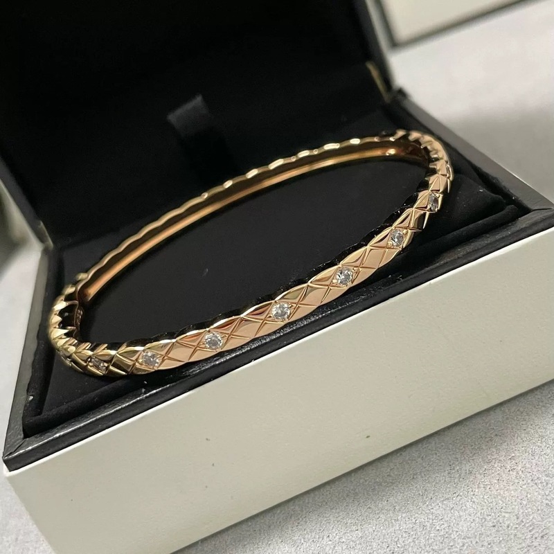 Xiaoxianggao バージョン V ゴールドココ菱形ダイヤモンドフルダイヤモンドカップルブレスレット女性用の絶妙なシンプルで多用途な気質ブレスレット|undefined