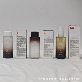 ����͸���|��ˬ�wˮ���м��o���沿����Black rice toner�羳���Q