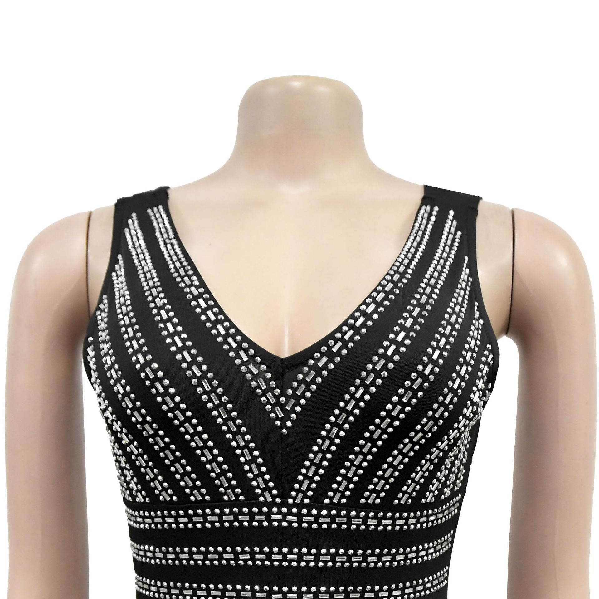 Women Wear Sleeveless Rhinestone Dress Maxi Dress