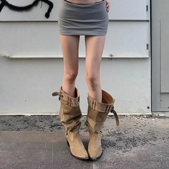 女性用膝丈ブーツ 2024 秋冬 カーキ スエード ポインテッドトゥ ブーツ 女性用 太いヒール スリム プリーツ パイルブーツ
