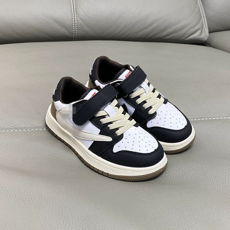 Demi-season children's sneakers for boys, low sports shoes, footwear, trend of season, soft sole
