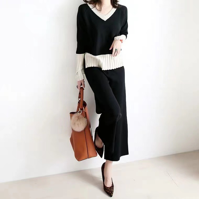 Knitted professional elegant autumn demi-season black set