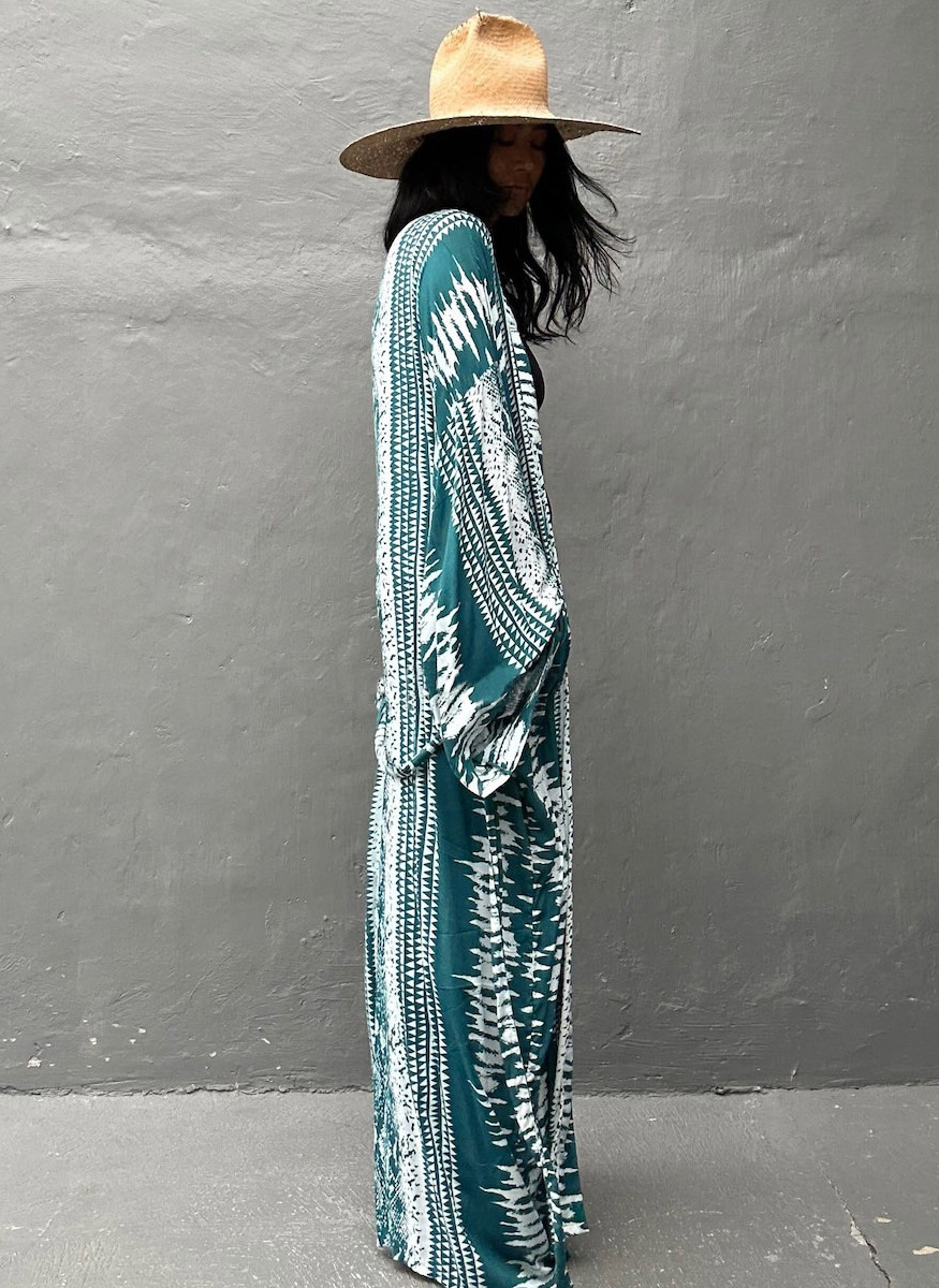 European And American Rayon Water Print Beach Cover up Sexy Loose Cardigan Swimsuit Bikini for Women_ecoleips.com
