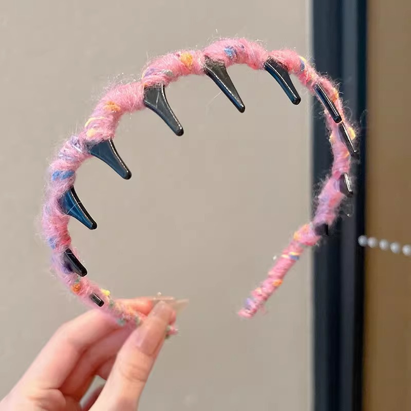 Peludo ondulado bandas de cabello 2025 nuevo alto cráneo bandas de cabello adornamiento de cabello otoño y invierno sensación de alta calidad temperamento retro clip para el cabello