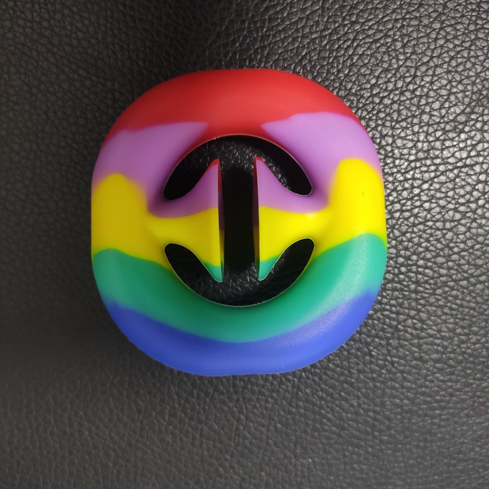 Rainbow silicone dinosaur, anti-stress, unicorn, material