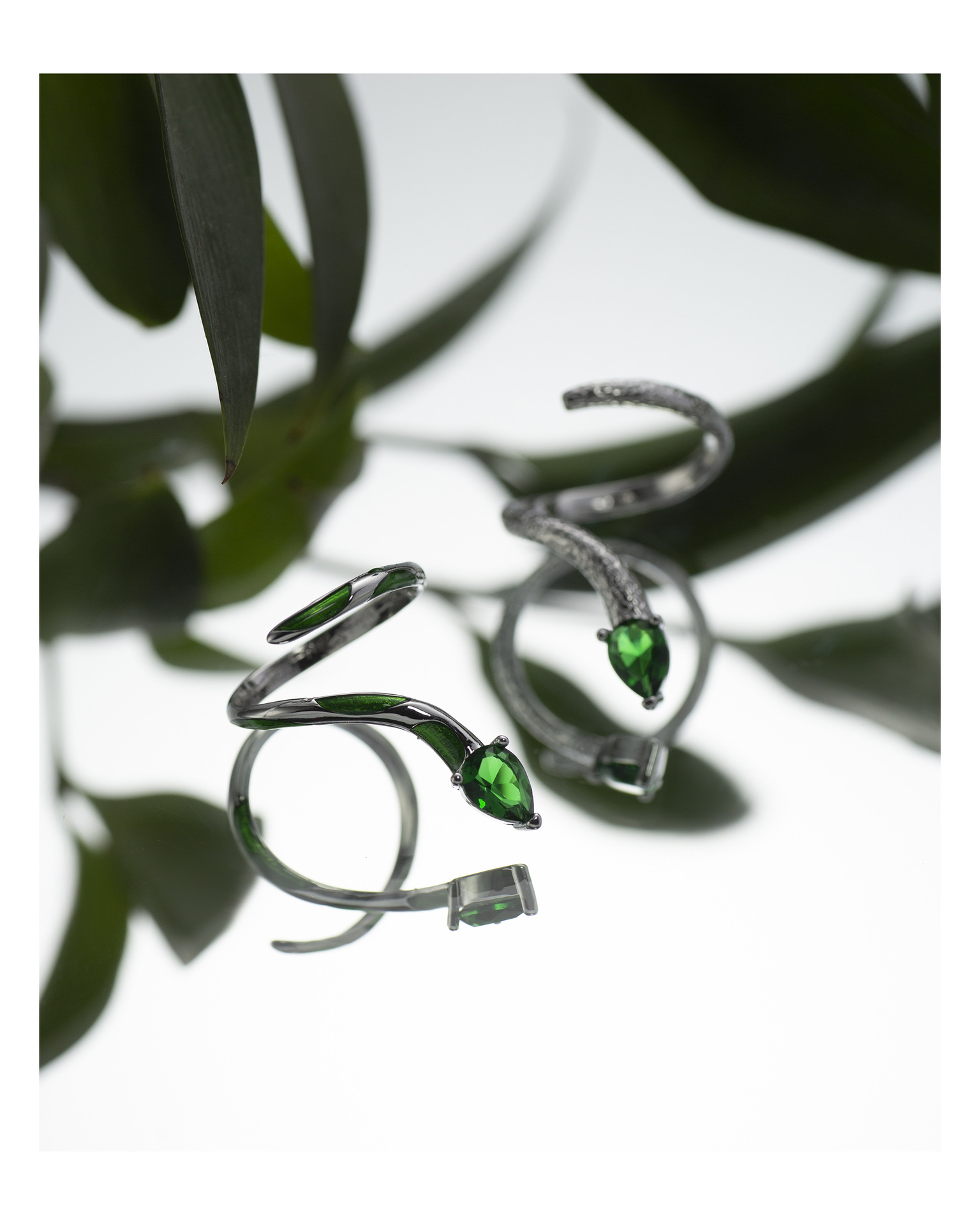 Fashion Snake Copper Plating Artificial Gemstones Open Ring 1 Piece