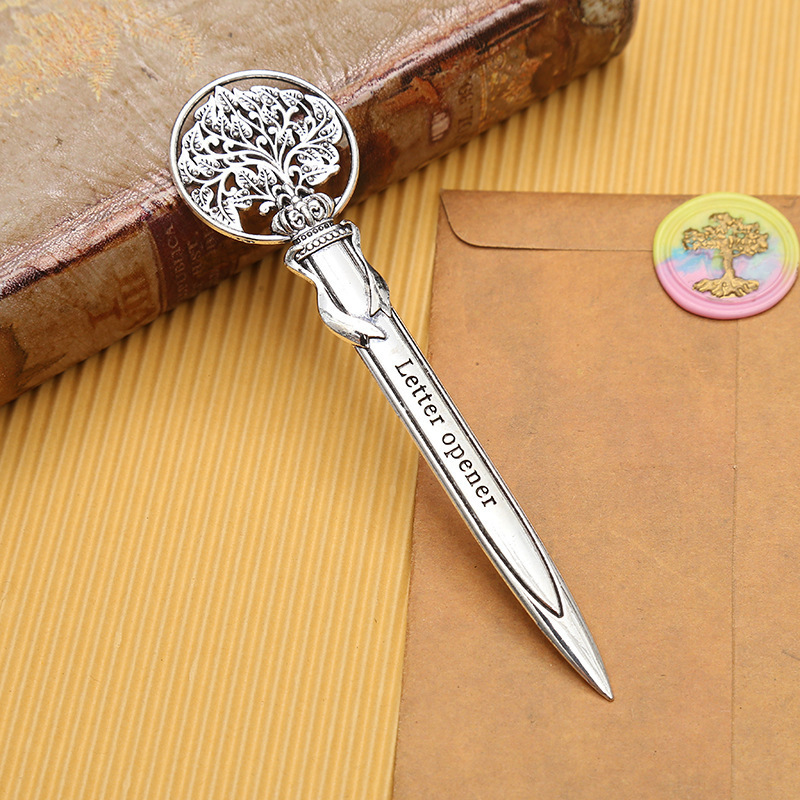 Abrazador de letras de metal Abrazador de letras abierto de sobres retro europeo y americano