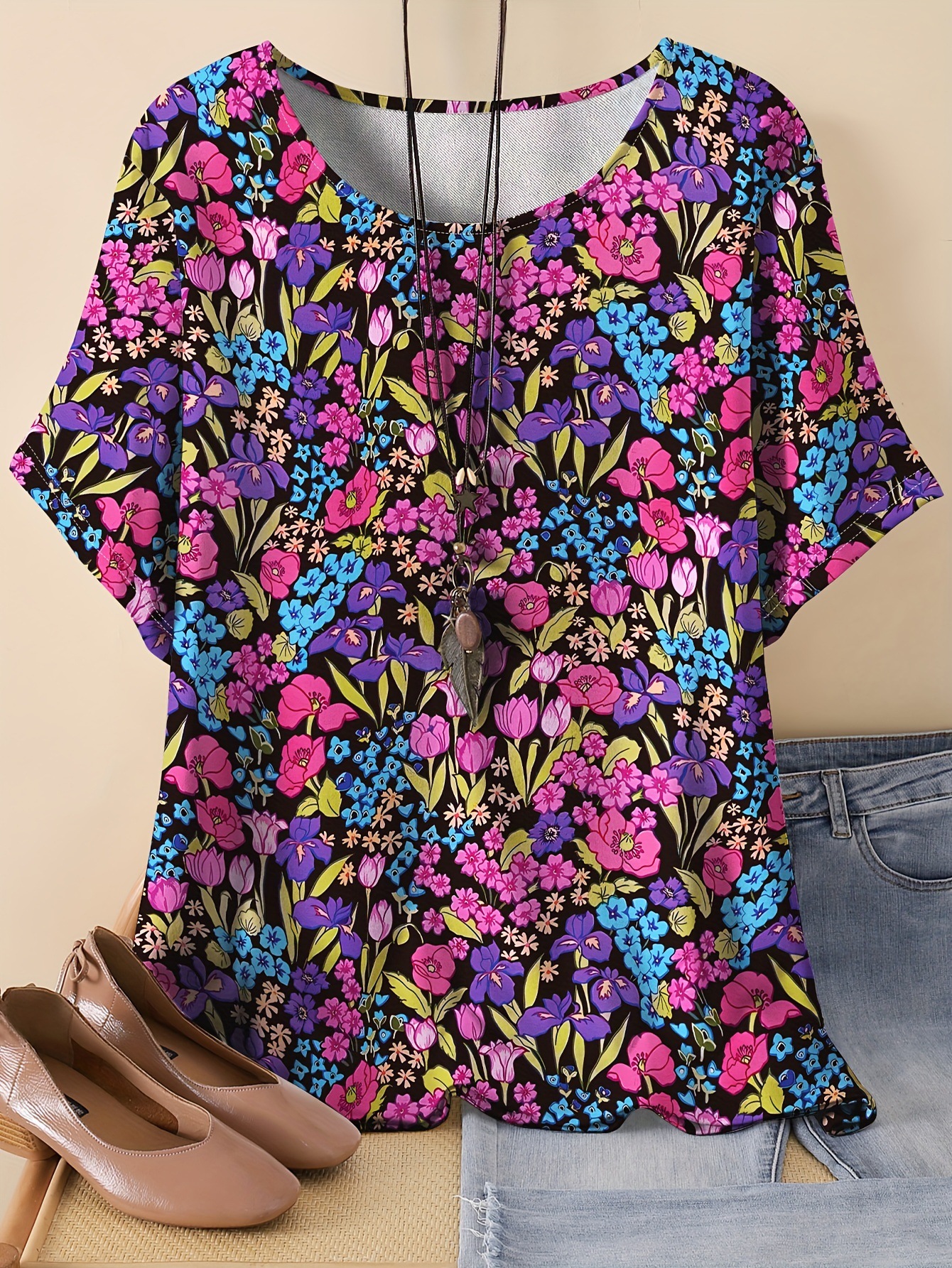 Floral & Crow Print Oversized T-Shirt – Soft Milk Silk Blend Short Sleeve Tee Unisex Oversized Cut_ecoleips.com