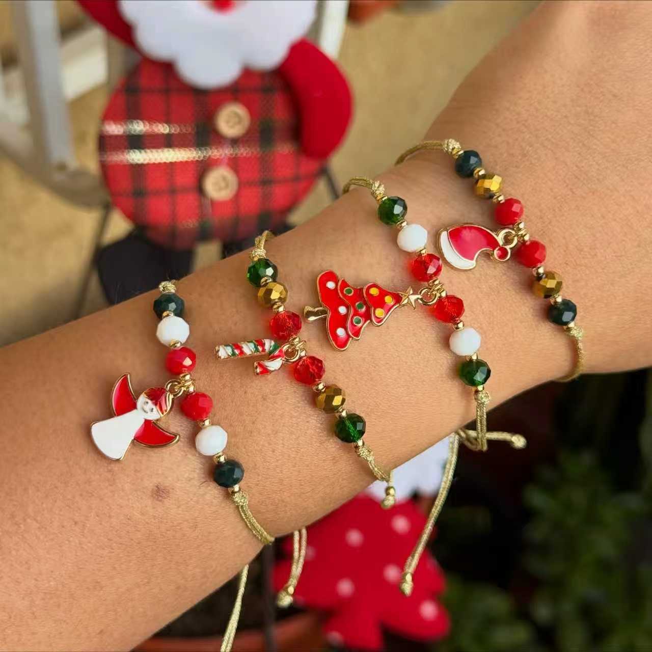 Europa y los Estados Unidos nuevos dibujos animados de Navidad Santa Claus árbol de Navidad perlas de color de Navidad una variedad de cuerdas de mano trenzadas opcionales