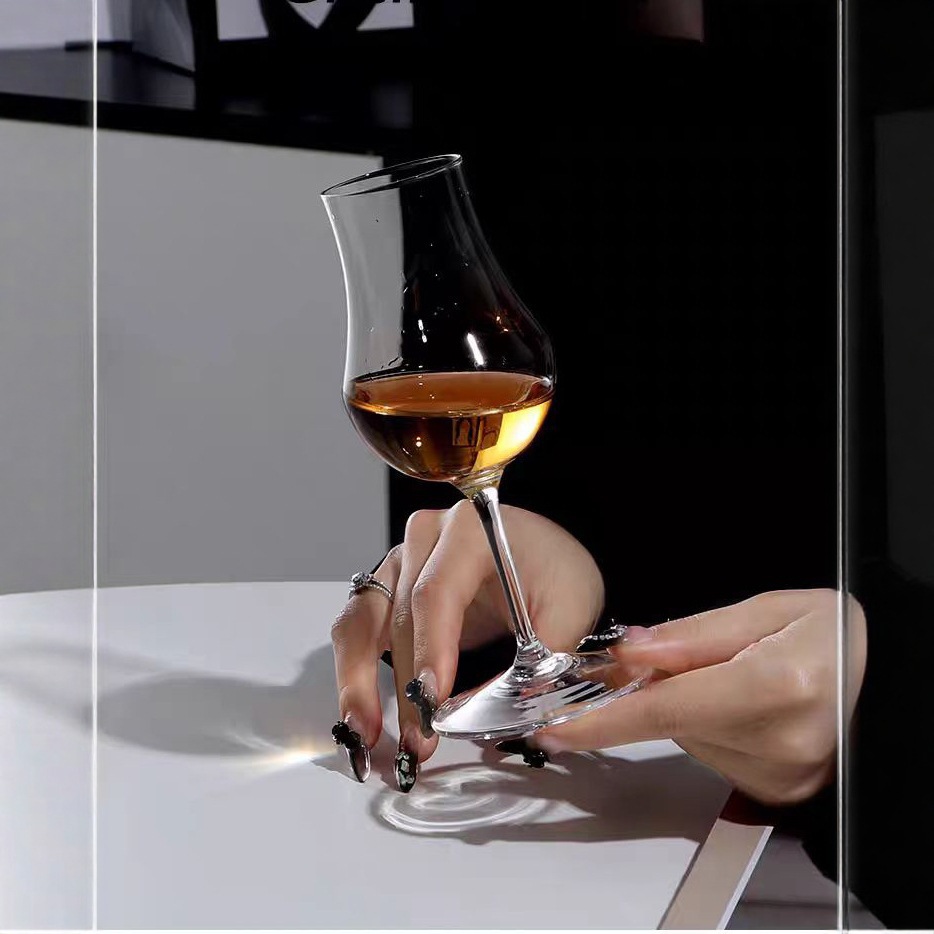 Vidrio de cristal alto olor whisky taza de sabor taza de vino