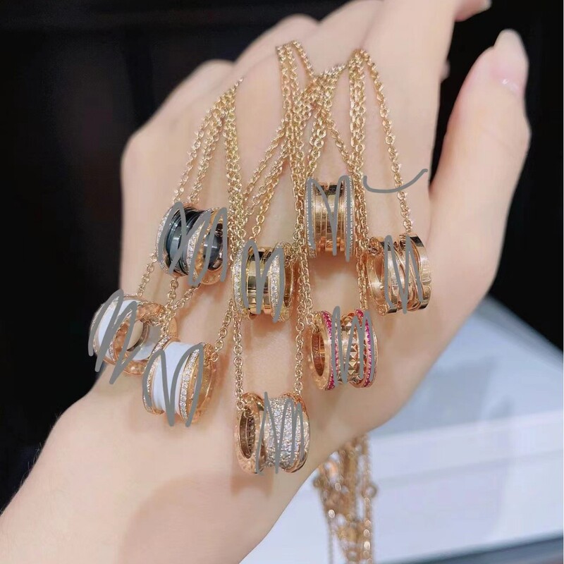 High-Quality Cnc Large and Small Waist-Shaped Spring Necklace Rose Gold White Black Ceramic Full Diamond Middle Diamond Clavicle Chain Neck Chain High-Quality Cnc Large and Small Waist-Shaped Spring Necklace Rose Gold White Black Ceramic Full Diamond Middle Diamond Clavicle Chain Neck Chain