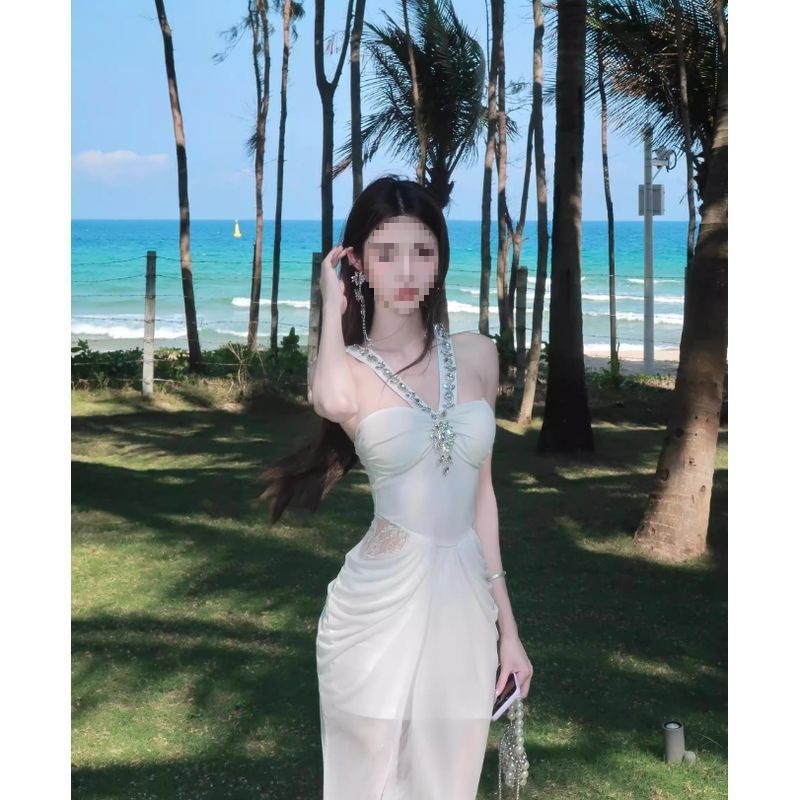 带胸垫十三行同仓发货重工镶钻挂脖连衣裙温柔风纯欲千金鱼尾长裙|undefined