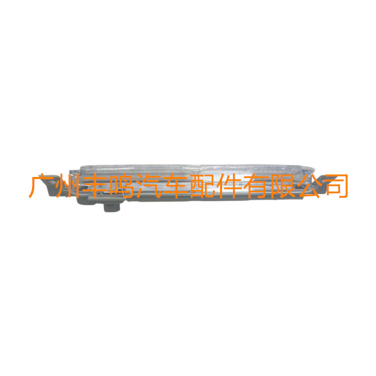 Luz de freno de alto nivel 8334A159 para Mitsubishi L200    2010-2015 Sección
