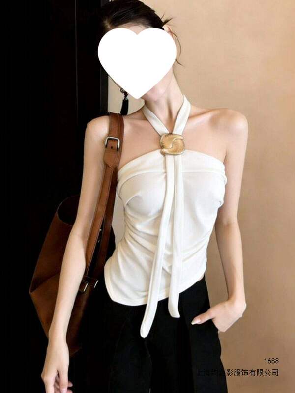 French-Style Sexy Halter Neck Tie Strap Tube Top for Women, Summer 2026, Slim Fit, Off-Shoulder, Sleeveless Camisole Top French-Style Sexy Halter Neck Tie Strap Tube Top for Women, Summer 2026, Slim Fit, Off-Shoulder, Sleeveless Camisole Top