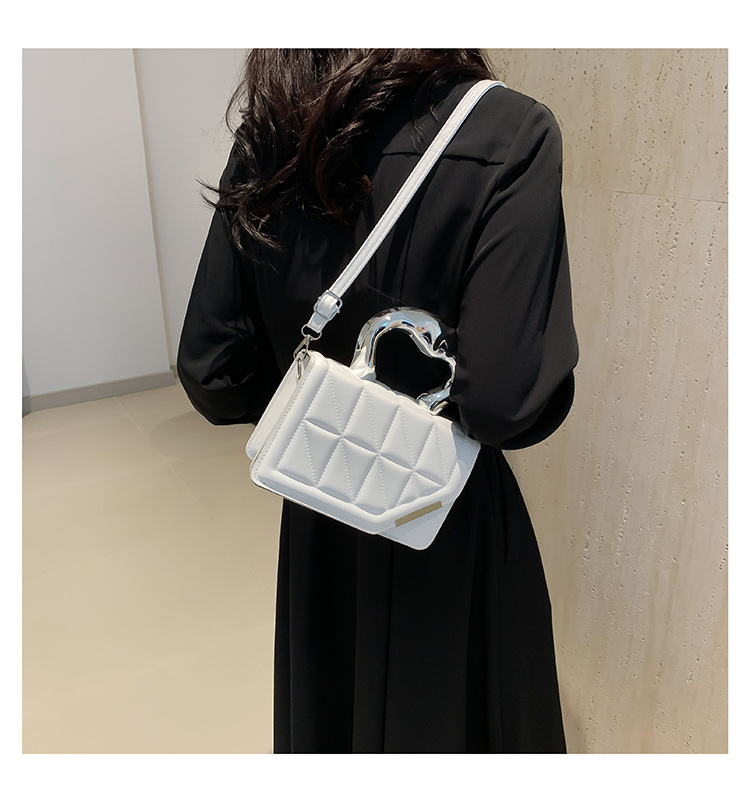 Taschen Mode Vielseitig High-End Handheld Kleines Quadrat für Frauen 2024 Sommerausgabe Casual Diamond Grid Einzelne Schulter_voghion.com