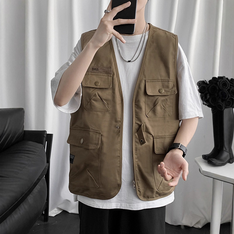 Japanese-Style Multi-Pocket Cargo Vest for Men, Summer Trendy Loose Waistcoat Top, Ins Cool Casual Vest Jacket Japanese-Style Multi-Pocket Cargo Vest for Men, Summer Trendy Loose Waistcoat Top, Ins Cool Casual Vest Jacket