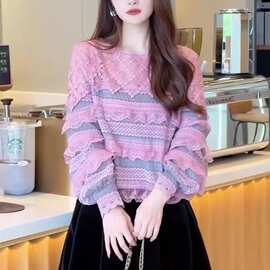 轻熟气质圆领长袖蕾丝衫女2025年秋季拼接木耳边宽松显瘦百搭上衣
