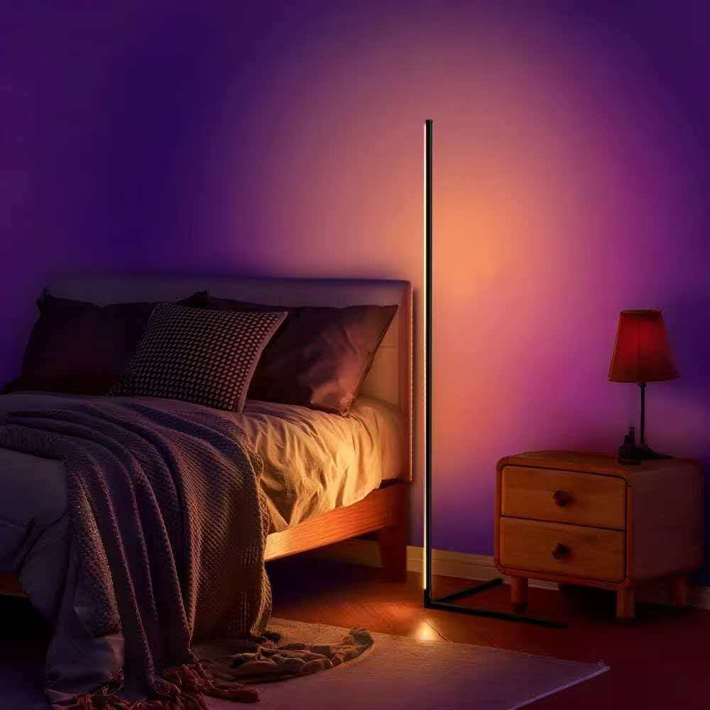 Lámpara LED de Pie de Esquina RGB de 3 Secciones con Control Remoto de 24 Teclas, Bluetooth y App, de Aluminio